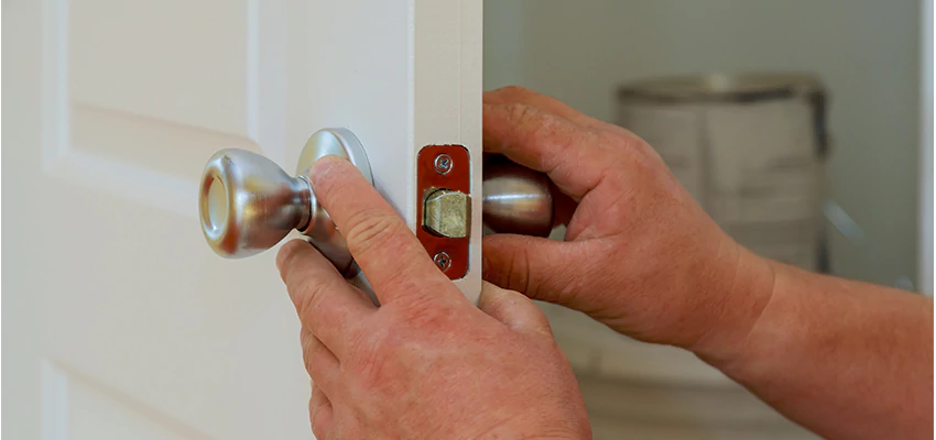 AAA Locksmiths For lock Replacement in Greenacres, Florida